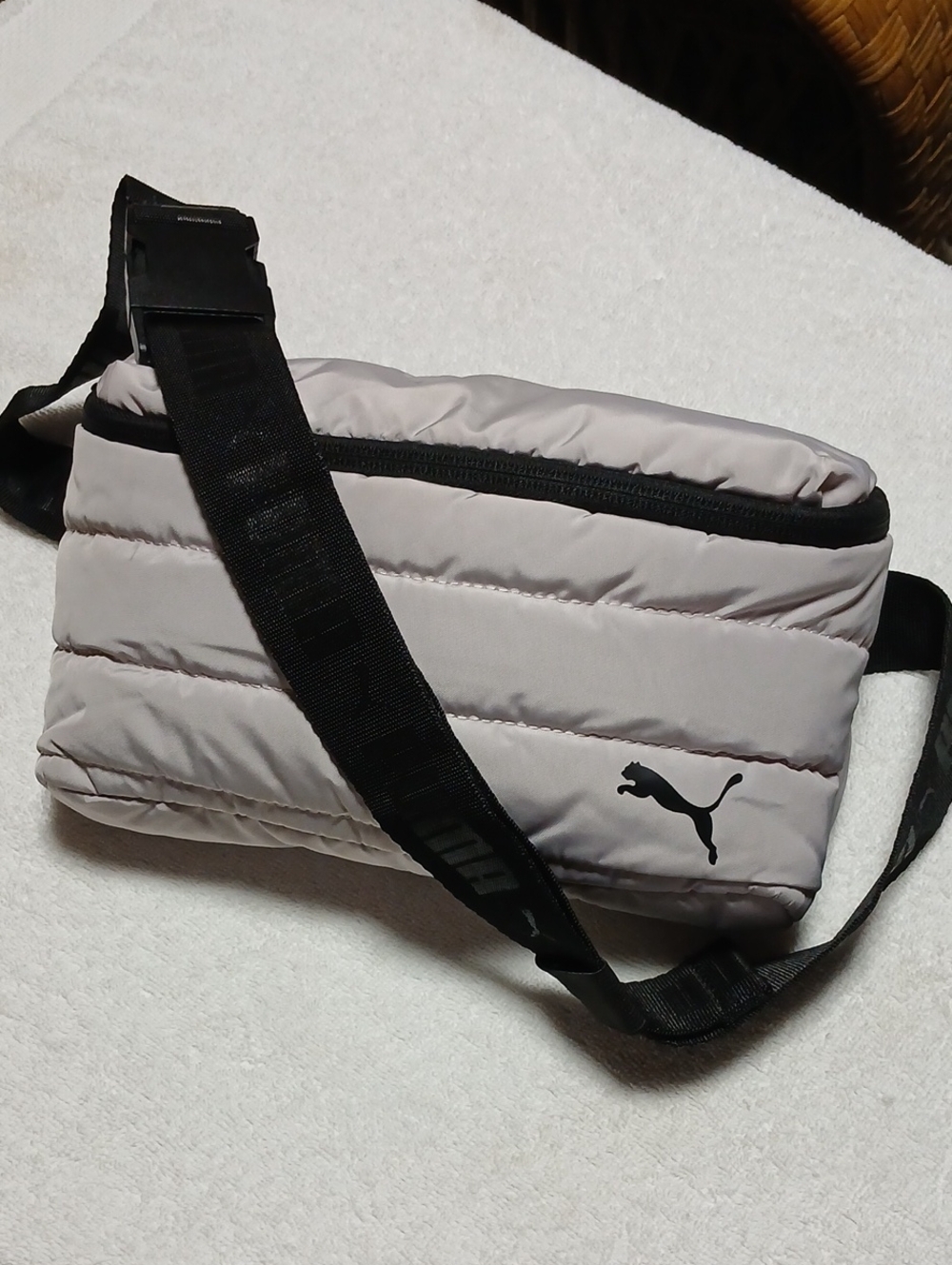 Puma Quilted Light Gray Men's Belt Bag with Black Strap